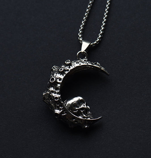 Stainless steel skull necklace